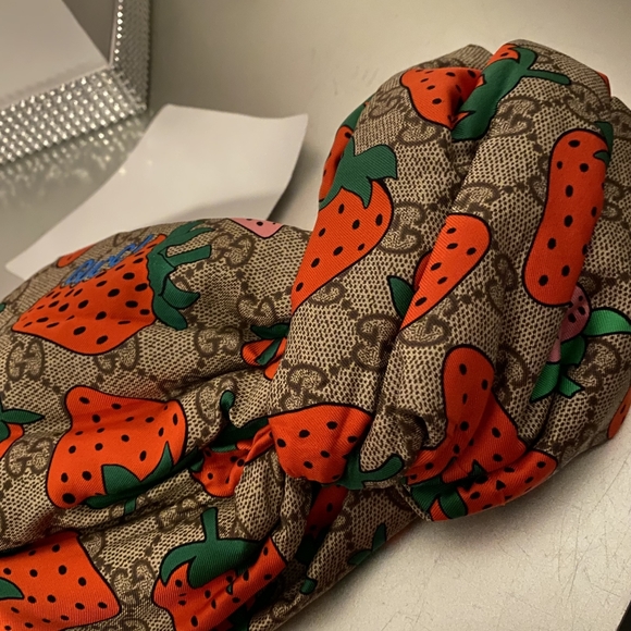 Gucci - Picture 6 of 10